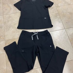 Black figs scrubs set medium top and pants
